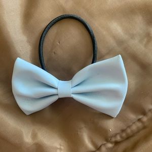 Leather bow hair tie